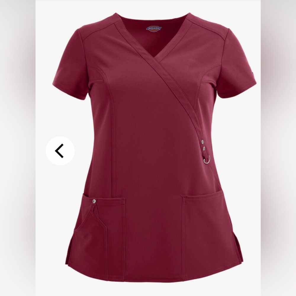 Dickies ‘Extreme Stretch’ ScrubTop in Wine. Mock Wrap Style.  Size XL. NWT
